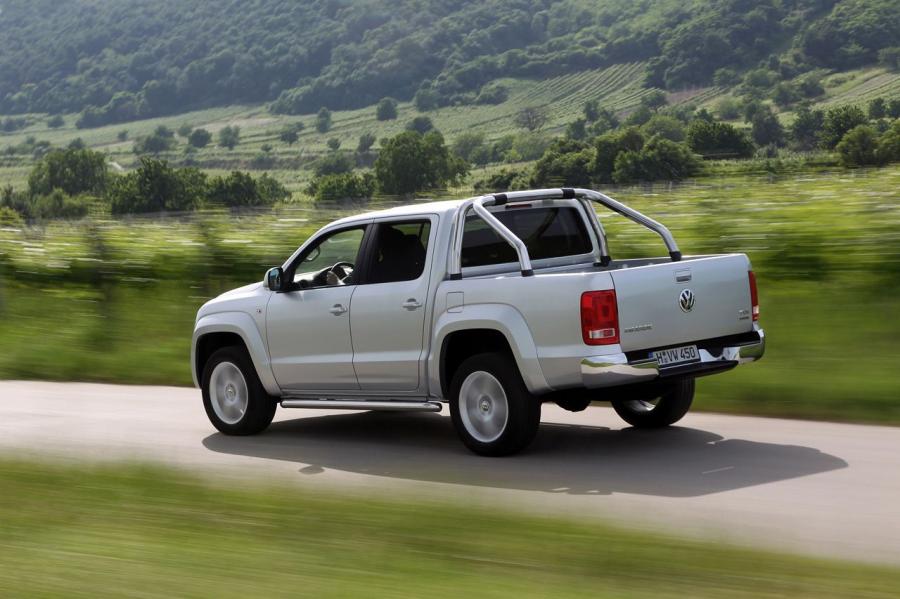  Volkswagen Amarok 2012 года  (фото 3 из 119)